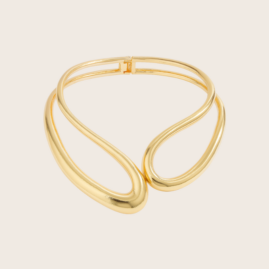 statement sculpted gold choker